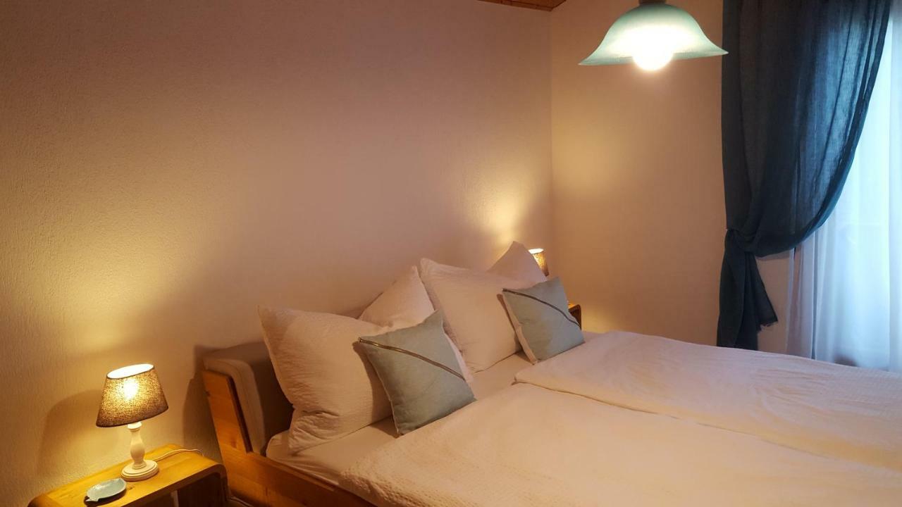 Ferienwohnung Ankerplatz Шпиц Екстериор снимка